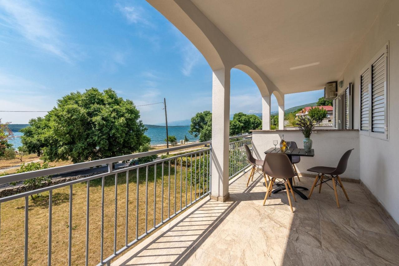 Apartmani Dupor Gornji Karin Exterior foto
