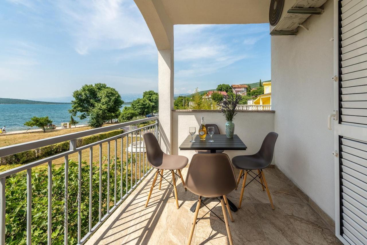 Apartmani Dupor Gornji Karin Exterior foto