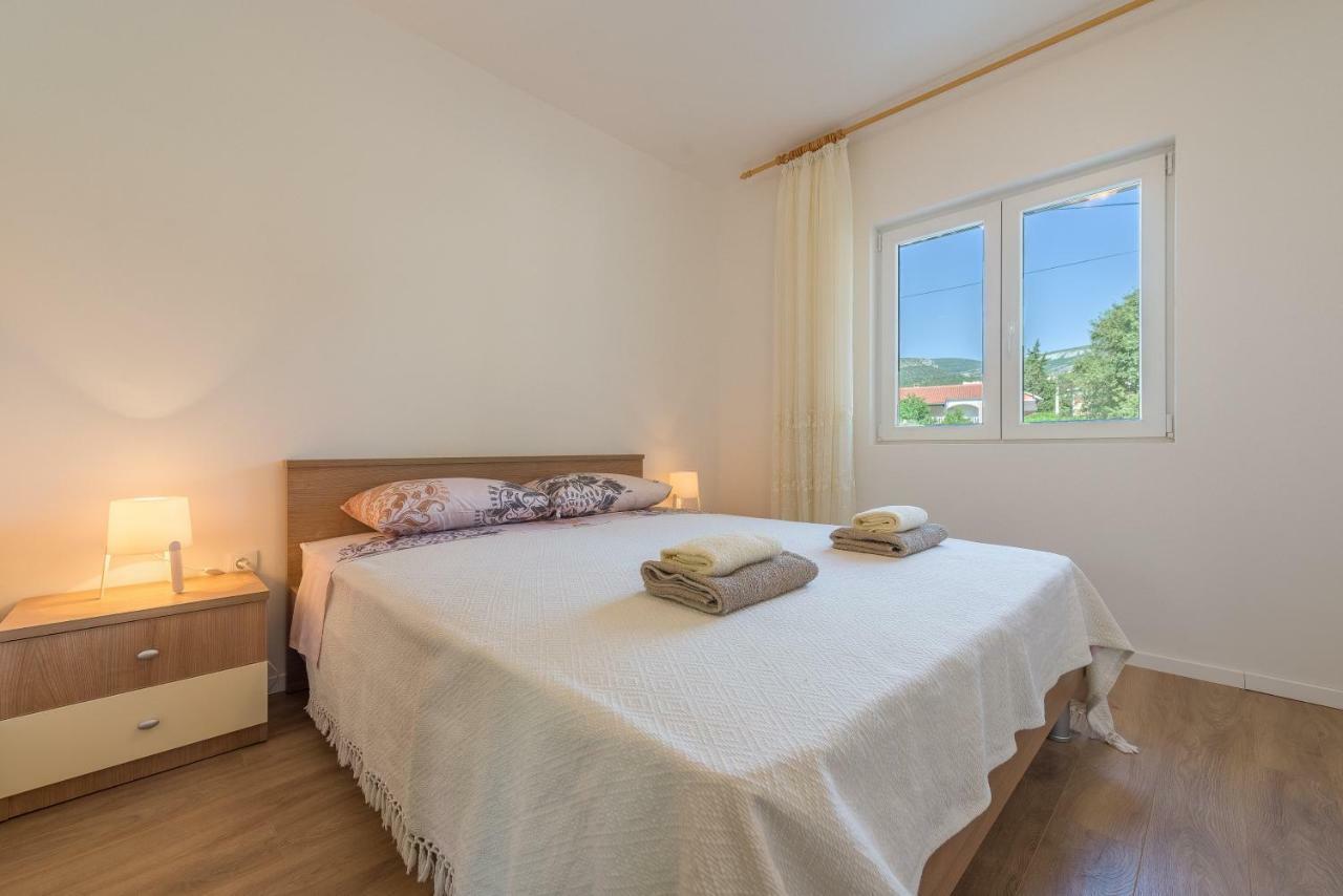 Apartmani Dupor Gornji Karin Exterior foto