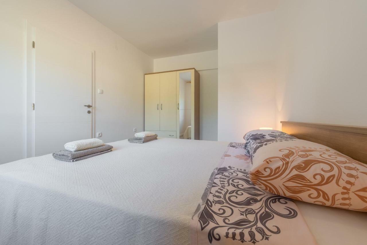 Apartmani Dupor Gornji Karin Exterior foto